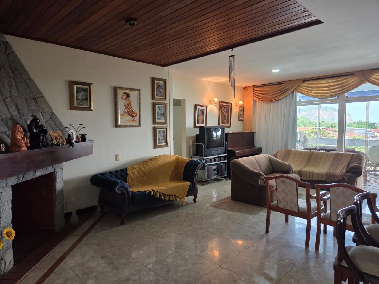 sala 3 ambientes casa condomínio Linda Casa de 478m² no Anil, Jacarepaguá 